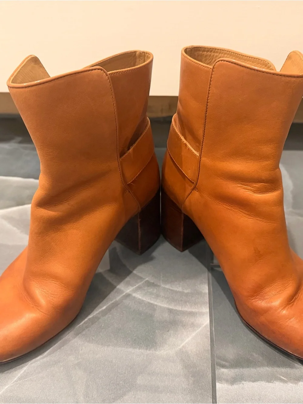 Tory Burch Kira Women’s Tan Leather Ankle Boots